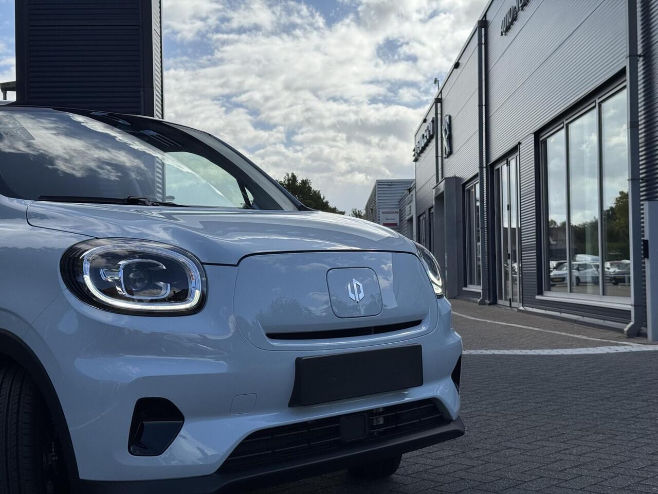 Leapmotor T03 Design 37.3 kWh 95PK Automaat Navigatie, Camera achter, Parkeerhulp achter, Audio, Keyless Start, Lichtmetalen velgen