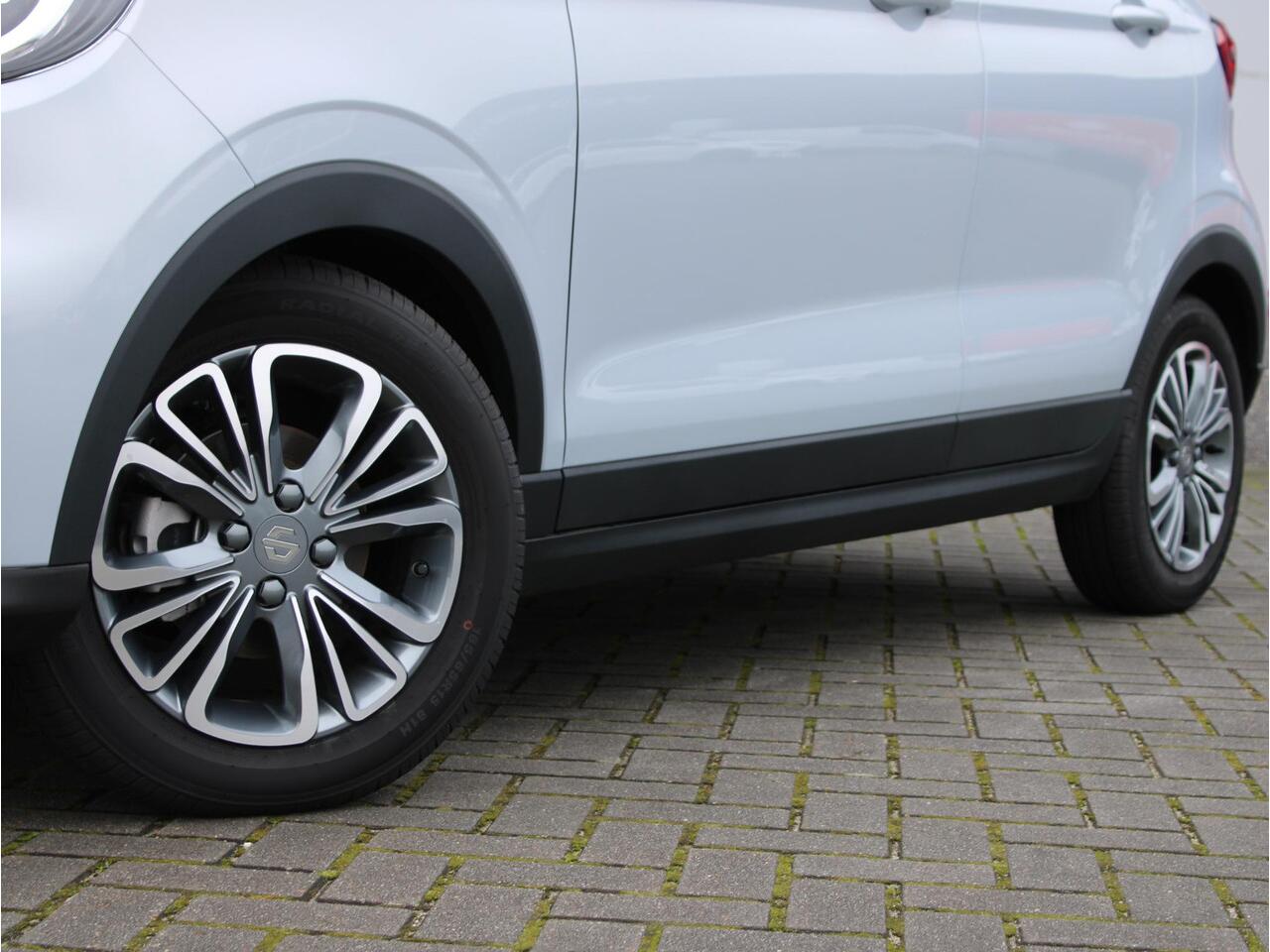 Leapmotor T03 Design 37.3 kWh 95PK Panoramadak, Cruise Control, Achteruitrijcamera, Navigatie