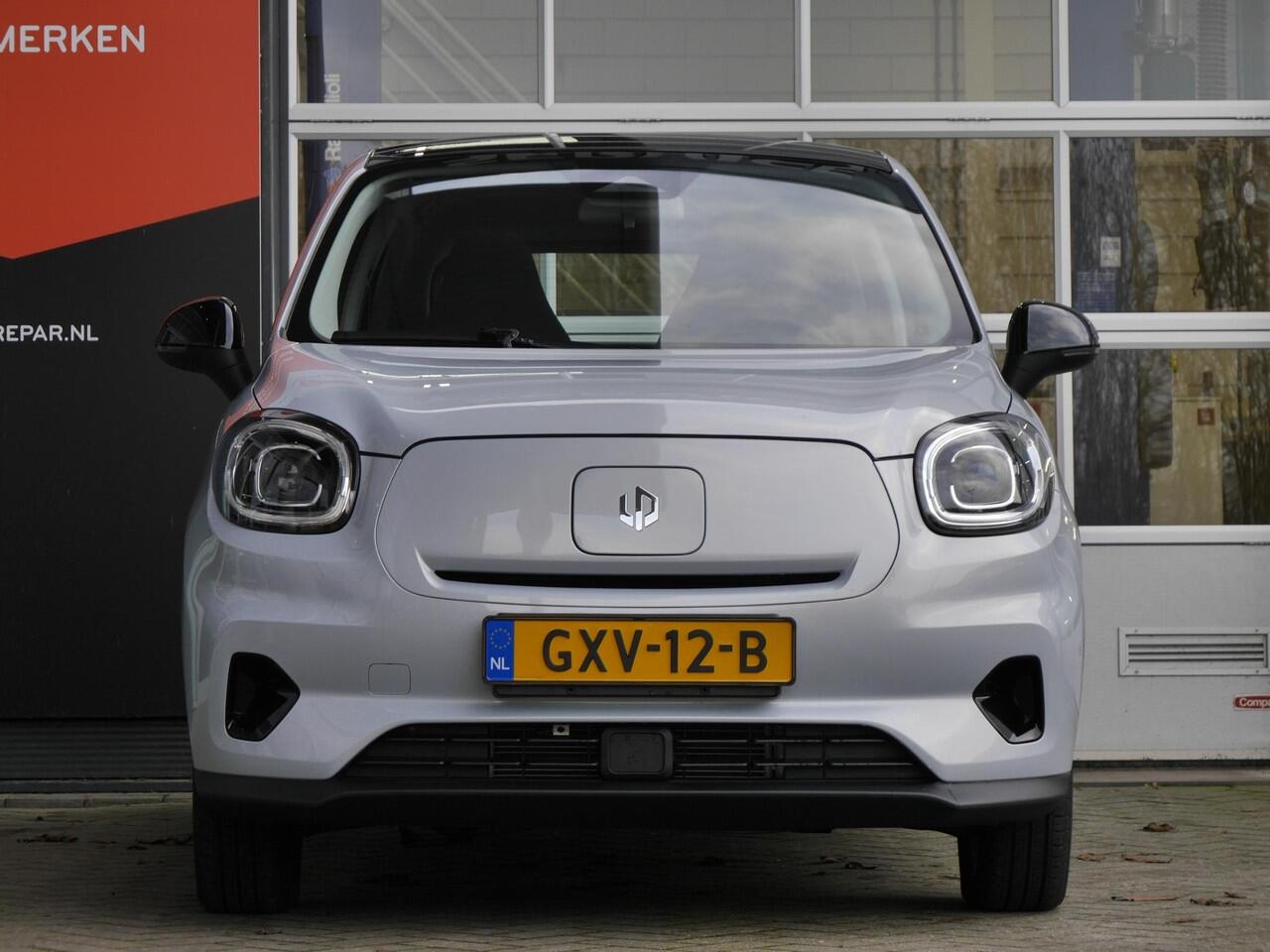 Leapmotor T03 Design 37.3 kWh | Snel leverbaar | Camera | Panorama dak | Adaptieve cruise control | Dodehoek detectie | Lichtmetalen velgen