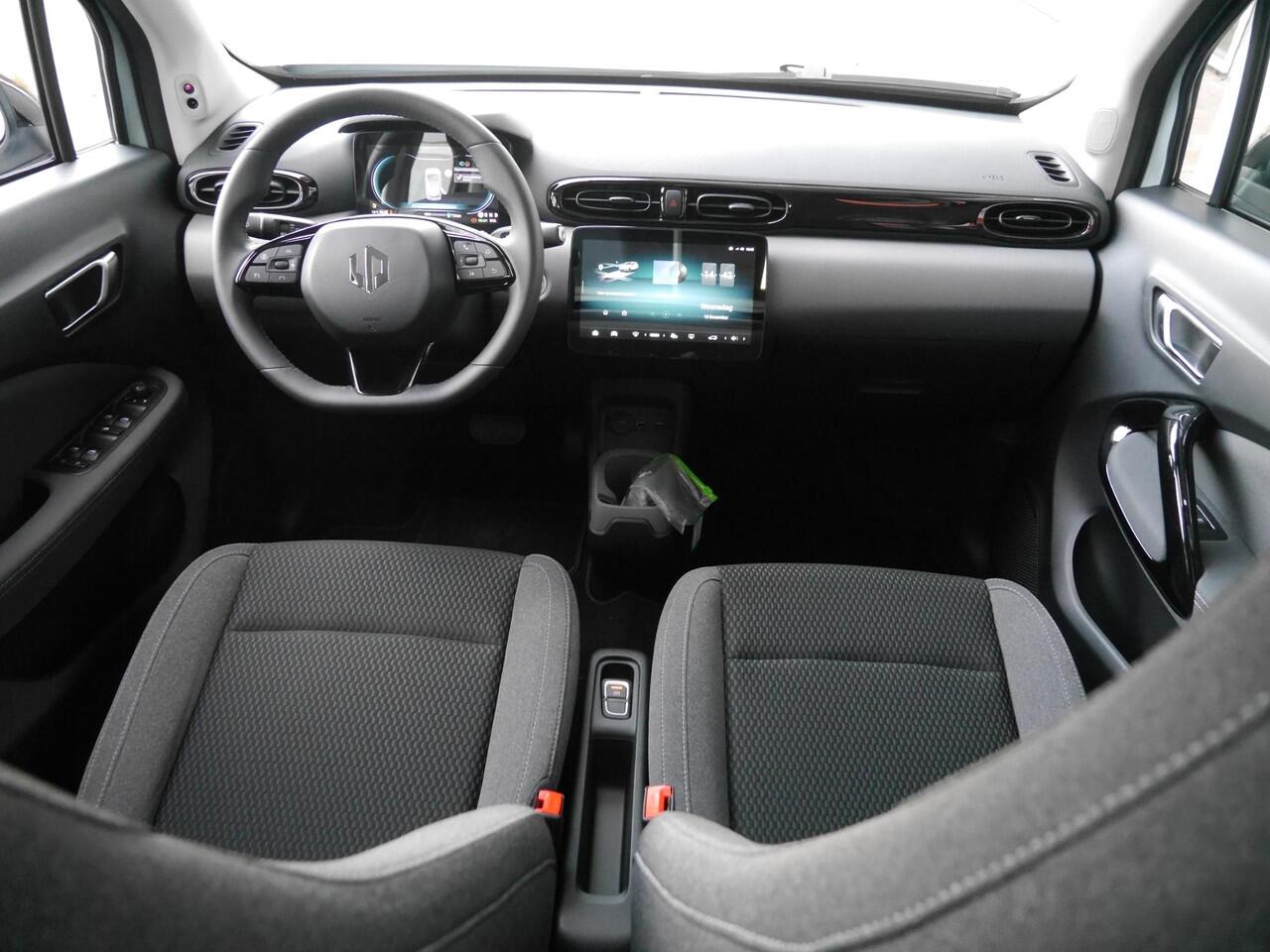 Leapmotor T03 Design 37.3 kWh | Snel leverbaar | Camera | Panorama dak | Adaptieve cruise control | Dodehoek detectie | Lichtmetalen velgen