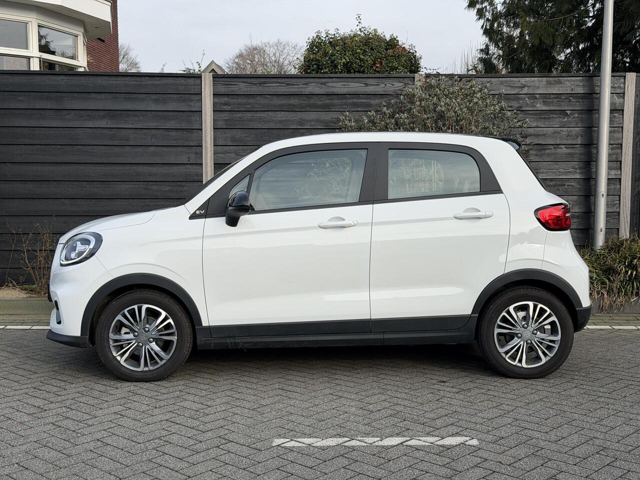 Leapmotor T03 Design 37.3 kWh 95PK Automaat Navigatie, Camera achter, Parkeerhulp achter, Audio, Keyless Start, Lichtmetalen velgen