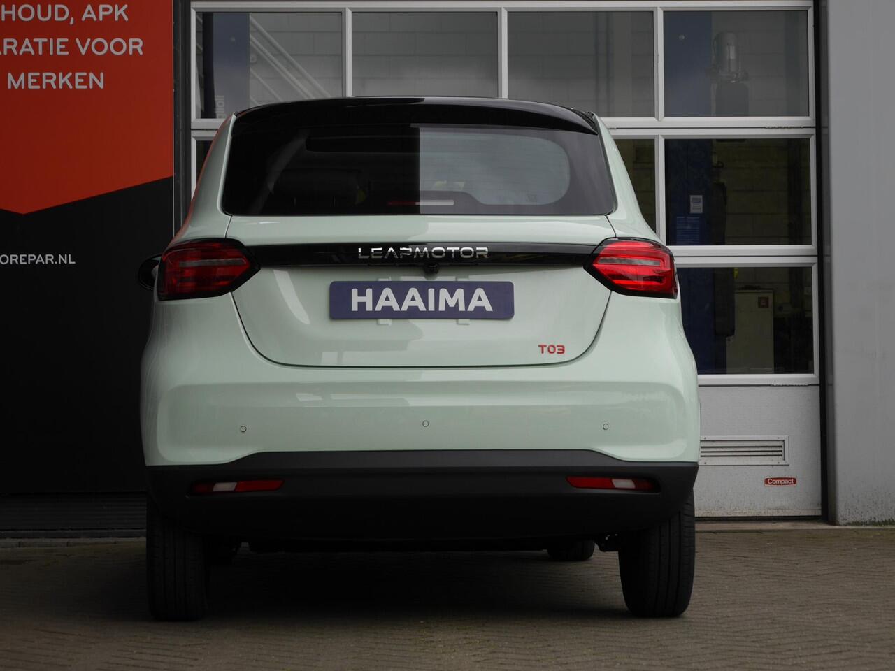 Leapmotor T03 Design 37.3 kWh | Nieuw | Snel leverbaar | Camera | Panoramadak | Adaptive cruise control | Dodehoek detectie | Lichtmetalen velgen