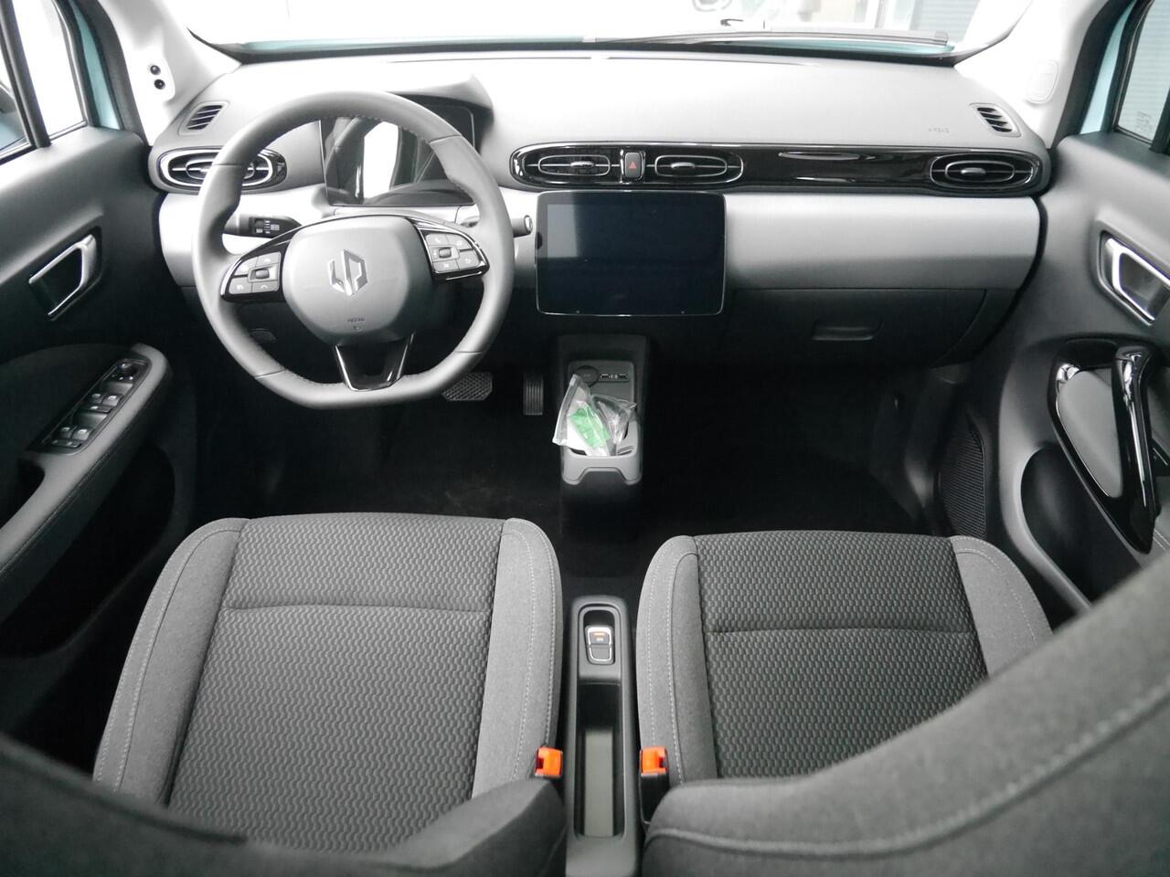 Leapmotor T03 Design 37.3 kWh | Nieuw | Snel leverbaar | Camera | Panoramadak | Adaptive cruise control | Dodehoek detectie | Lichtmetalen velgen