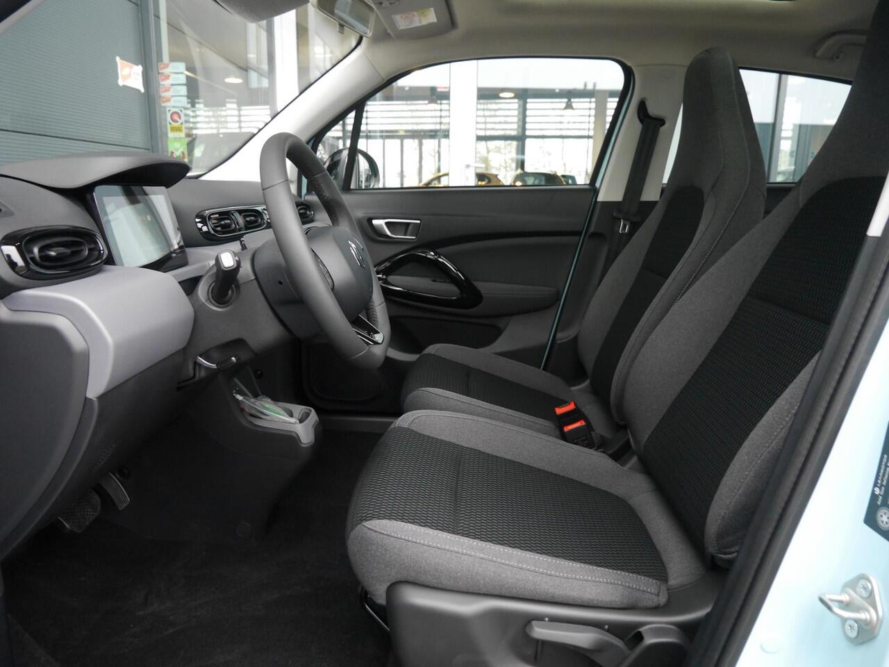 Leapmotor T03 Design 37.3 kWh | Nieuw | Snel leverbaar | Camera | Panoramadak | Adaptive cruise control | Dodehoek detectie | Lichtmetalen velgen