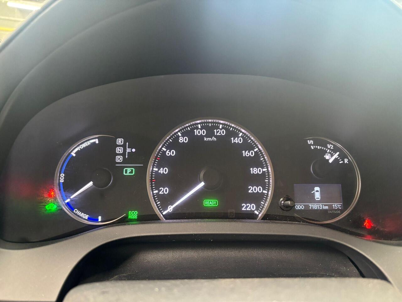 Lexus CT 200h Business Edition met speciaal sport interieur, zeer nette auto Garantie tot 2029