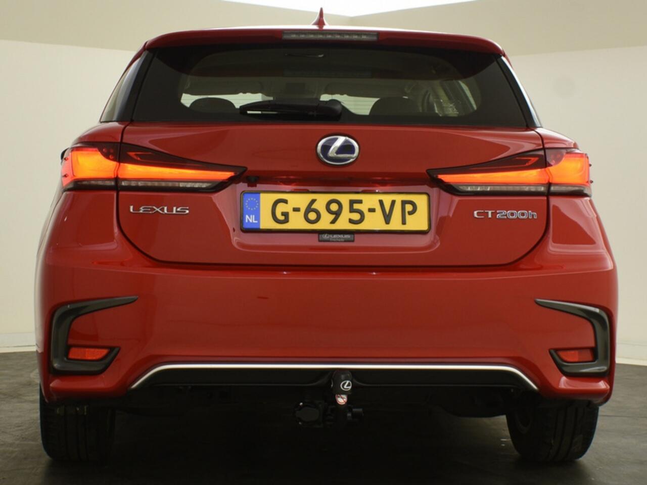 Lexus CT 200h Business Line | Adapt. cruise | Trekhaak | Navigatie |