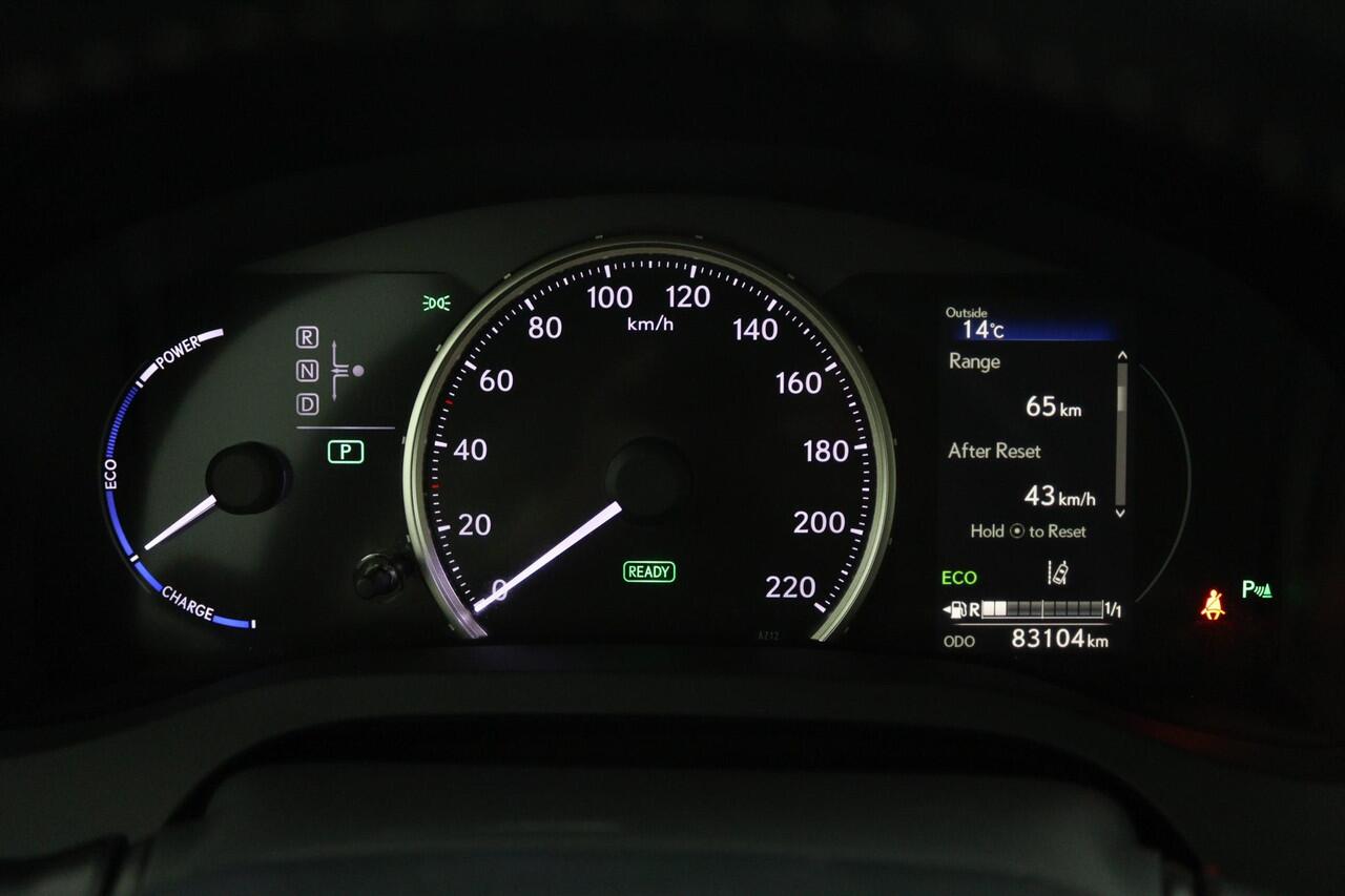 Lexus CT 200h Ultimate Edition | Adaptive Cruise Control | Lane Assist | Premium navigatie | Parkeersensoren