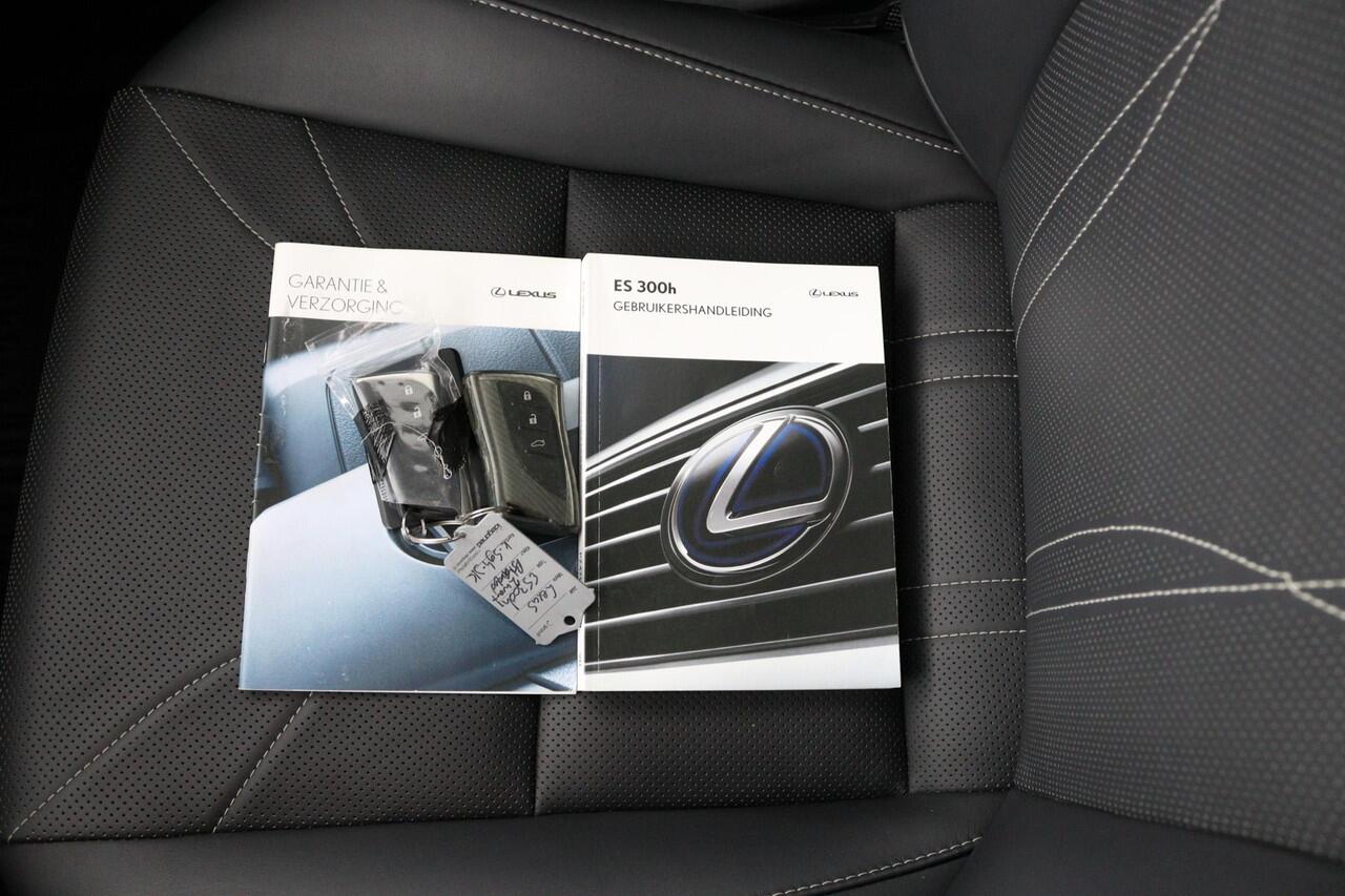 Lexus Es 300h President Line | Full option! | Digitale buitenspiegels | Mark Levinson | Dealeronderhouden