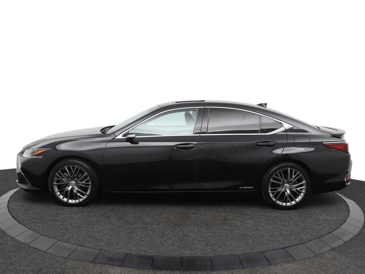 Lexus Es 300h President Line | Full option! | Digitale buitenspiegels | Mark Levinson | Dealeronderhouden