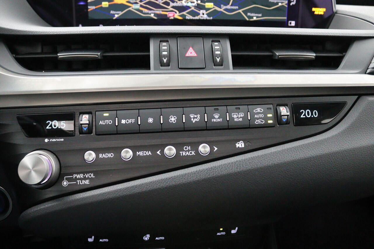 Lexus Es 300h Preference Line Business | Elektrisch glazen schuif-/kanteldak | Blind Spot Monitor