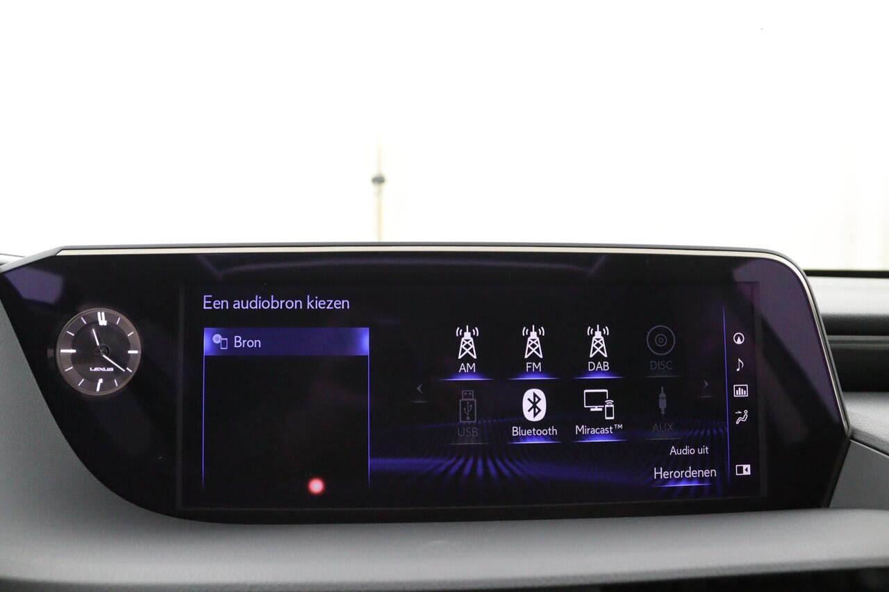 Lexus Es 300h Preference Line Business | Elektrisch glazen schuif-/kanteldak | Blind Spot Monitor