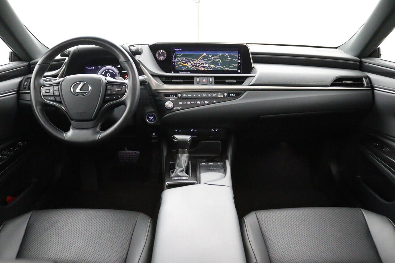 Lexus Es 300h Preference Line Business | Elektrisch glazen schuif-/kanteldak | Blind Spot Monitor