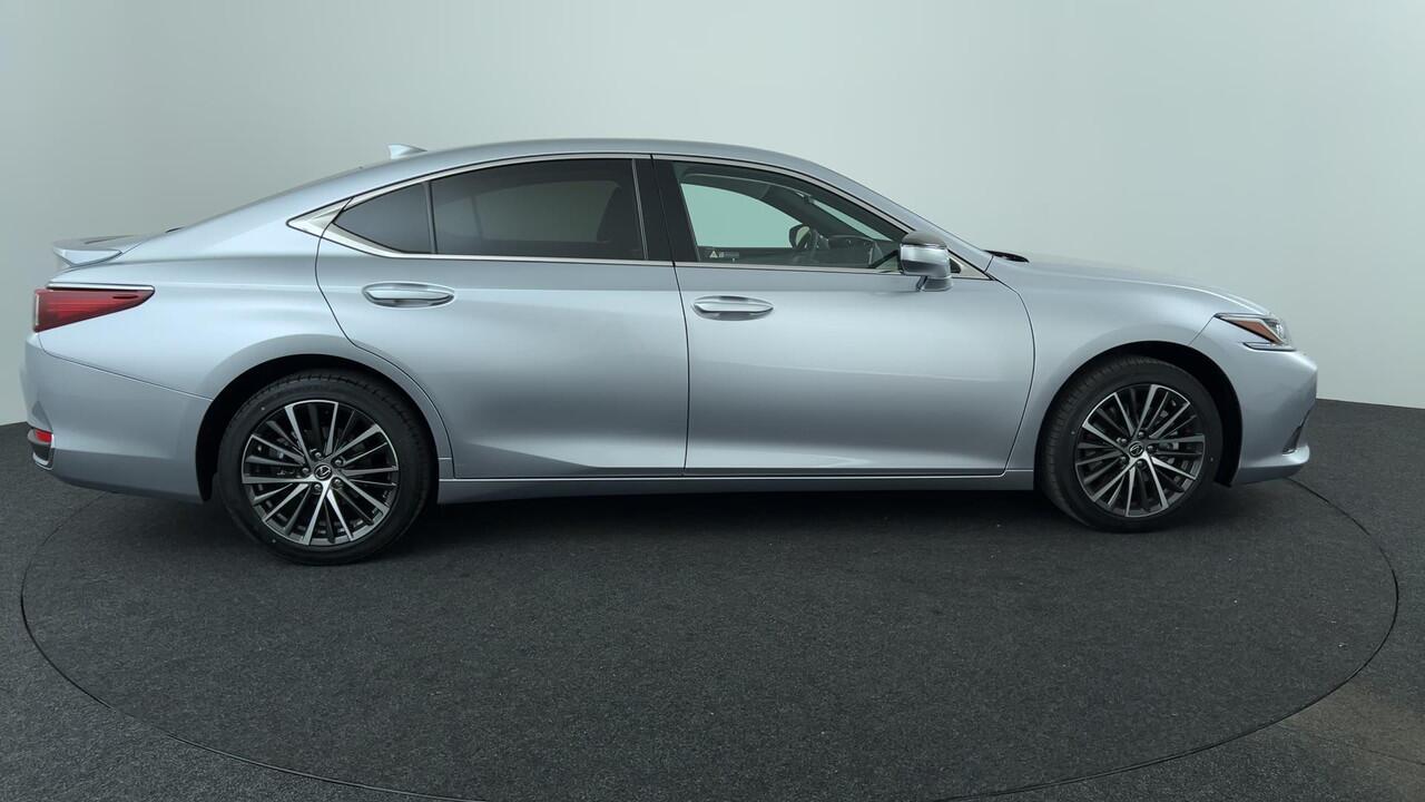Lexus Es 300h 35th Edition