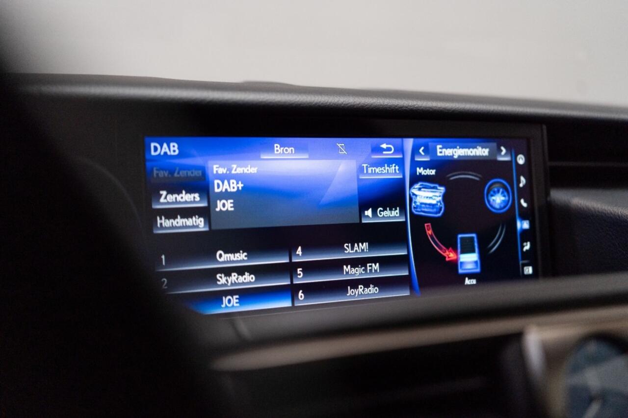 Lexus IS 300H HYBRID BUS.Line Pro, El.sch.dak, Ad.Cruise, Lane assist