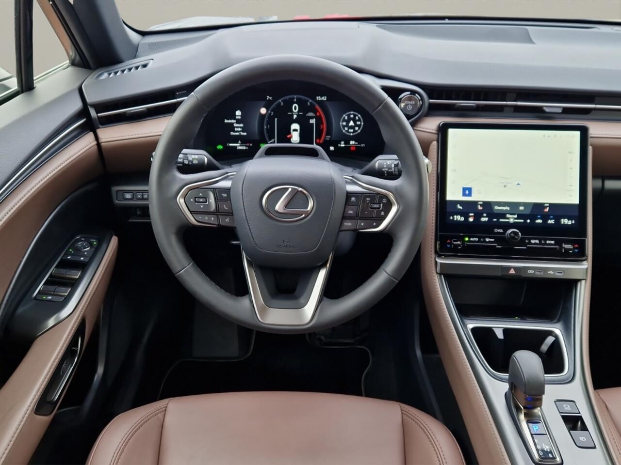 Lexus LBX Elegant - Tech Pack - Leer - Stoelverwarming