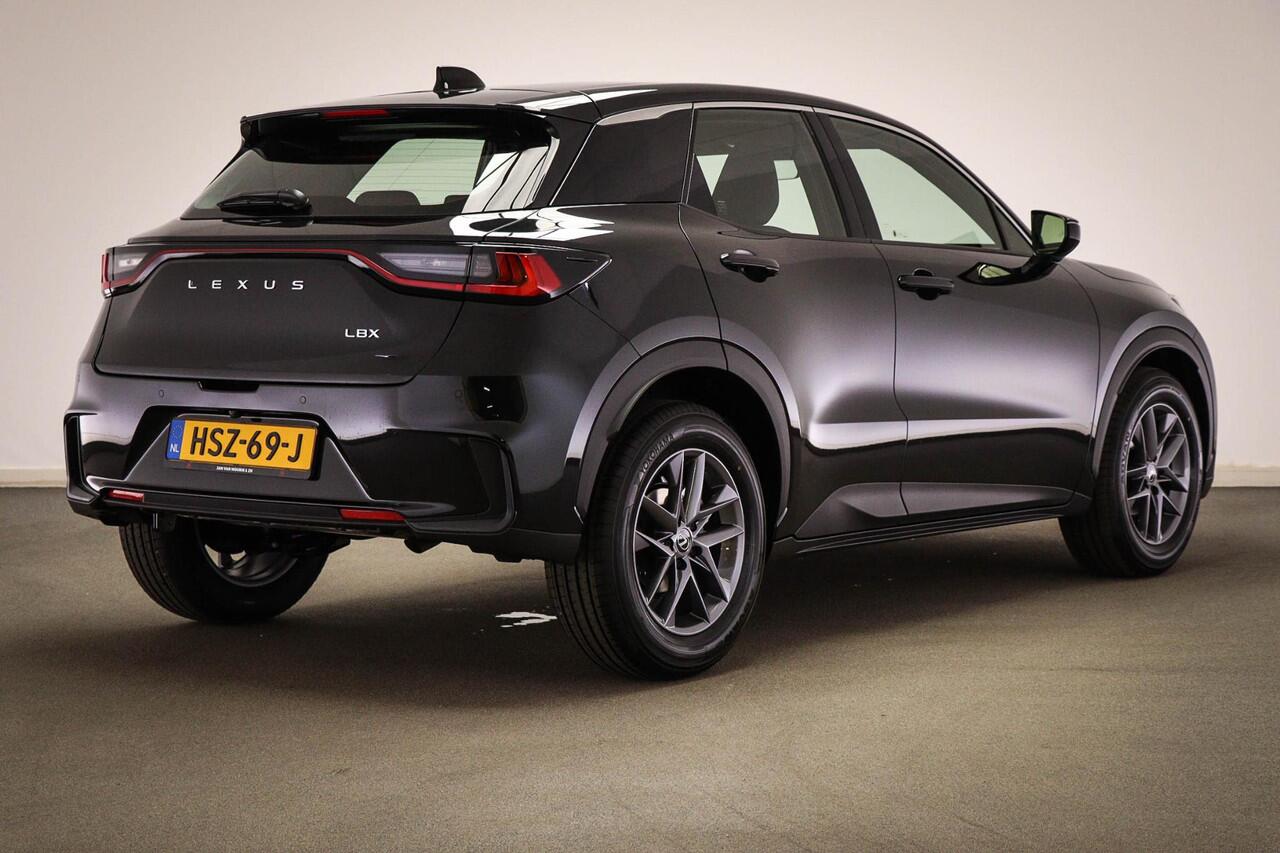 Lexus LBX Business Line 2WD | CLIMA | STOELVERWARMNG | DAB | CAMERA