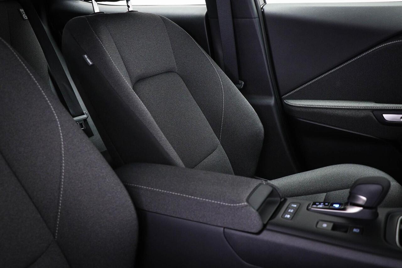 Lexus LBX Business Line 2WD | CLIMA | STOELVERWARMNG | DAB | CAMERA