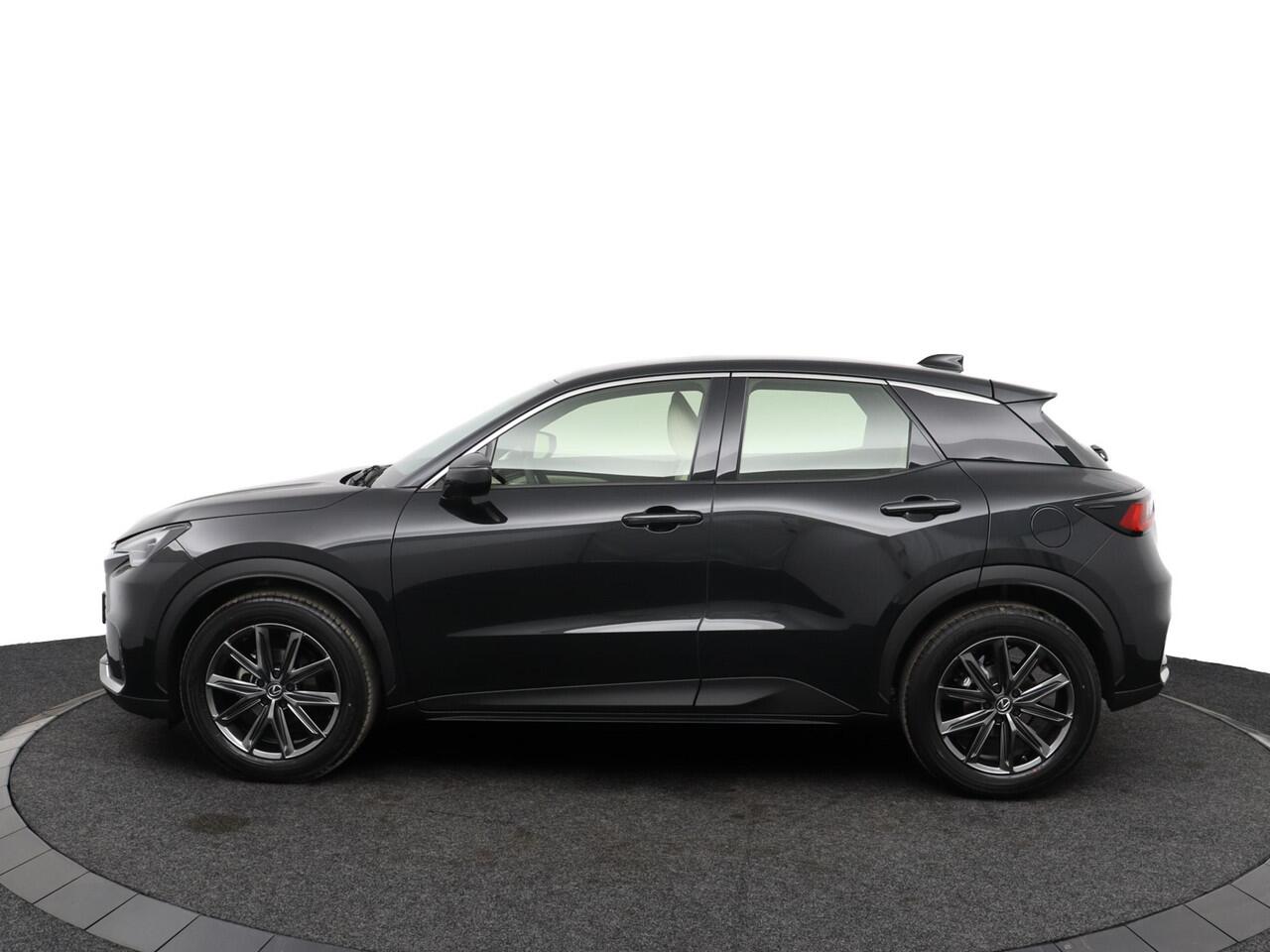 Lexus LBX Elegant 2WD | Advanced Pack | Nieuw! | Uit voorraad leverbaar