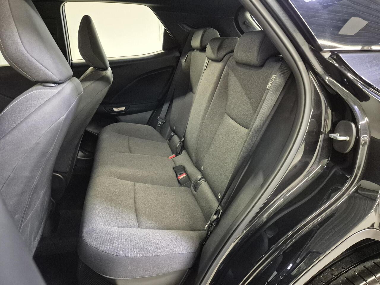 Lexus LBX Business Line Pro 2WD | Stoel/stuur verw. | Full-LED | Parkeersensor rondom |