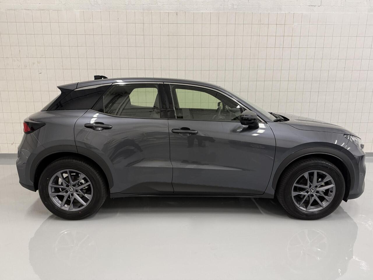 Lexus LBX Business Line 2WD Comfort + Safety Pack | Stoel- stuurverw