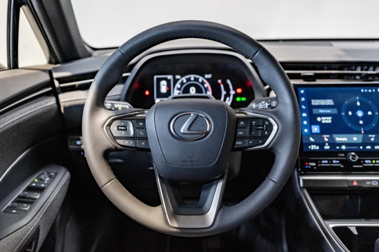 Lexus LBX Business Line 2 WD 136 PK, Safetypakket, Stoelverwarming, Parkeersensoren, Camera, Keyless Entry