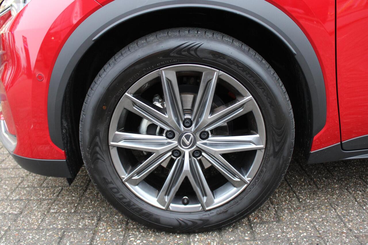 Lexus LBX Elegant 2WD , Automaat, Advanced pakket, Leder, Adap.Cruise, 360 Camera, Stoel/Stuurverwarming, Apple Carplay, Android Auto, Park Assist, LMV 18 Inch, HUD, PDC, LKA, BSM