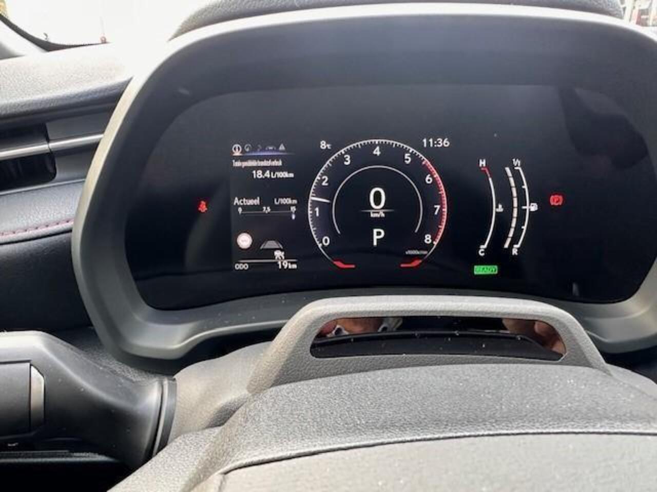 Lexus LBX Emotion 2WD