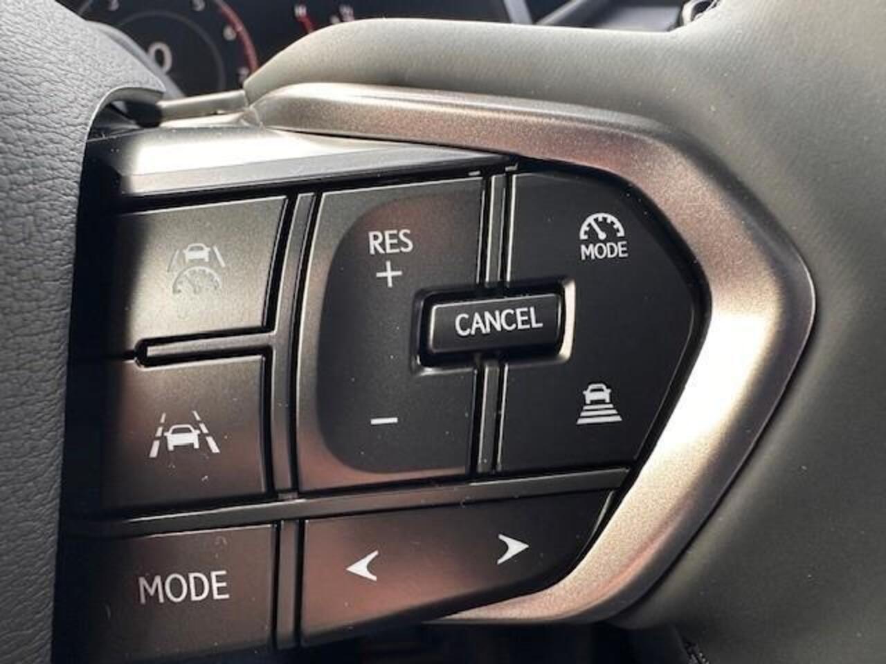 Lexus LBX Emotion 2WD