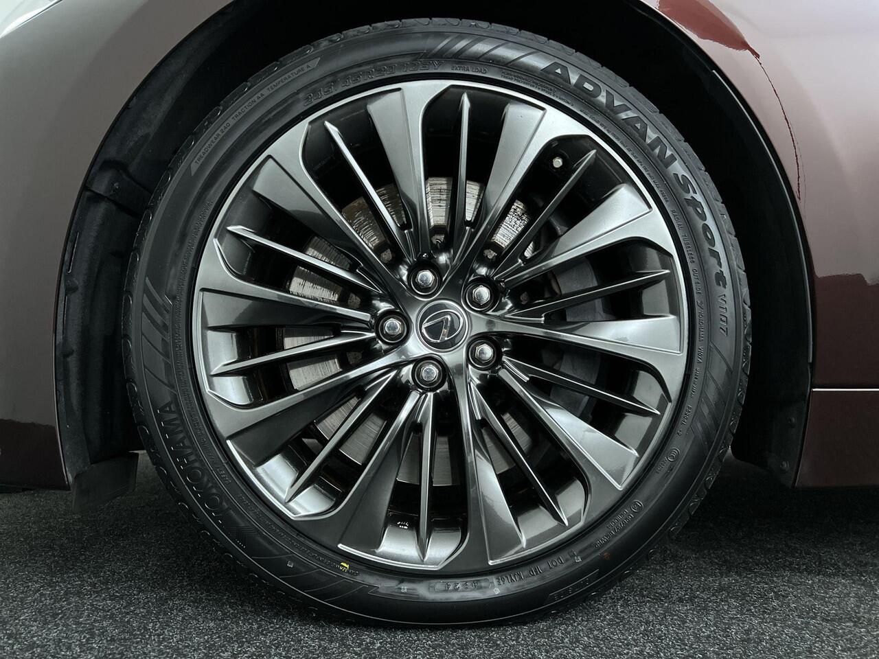 Lexus LS 500h AWD Executive Line