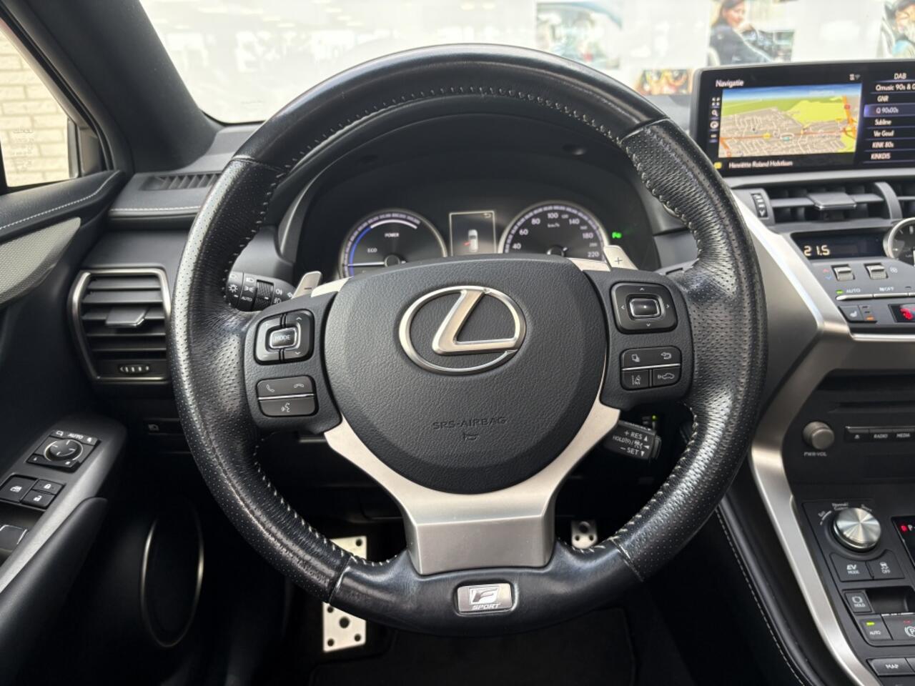 Lexus NX 300h AWD F Sport Line | Panoramadak | Trekhaak | Blindspot |