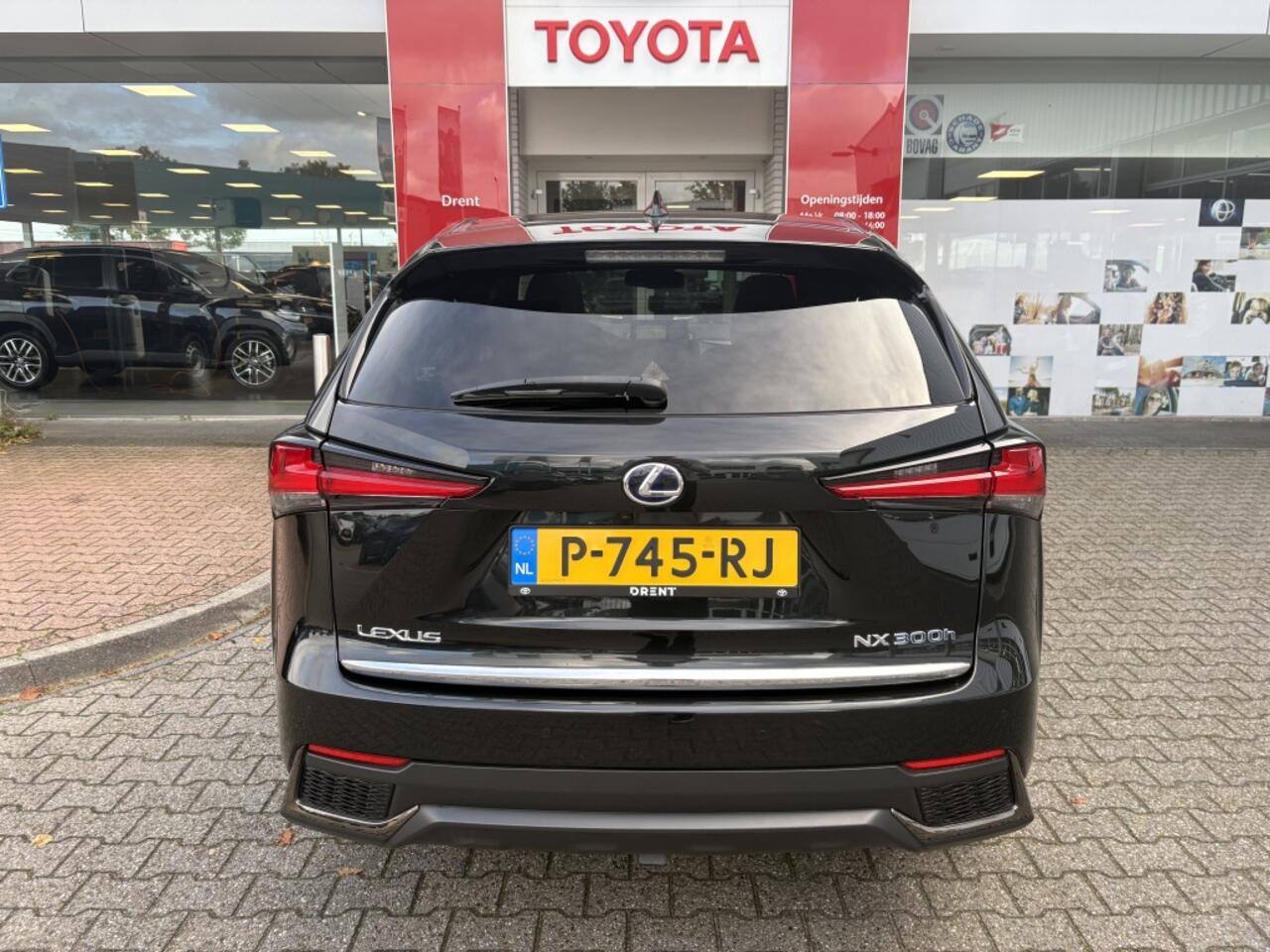 Lexus NX 300h AWD F Sport Line | Panoramadak | Trekhaak | Blindspot |