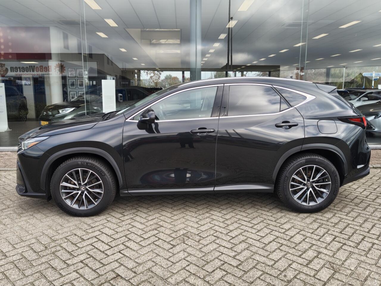 Lexus NX 450h+ AWD Executive Line | Head-Up Display | Tri-Led | Navi