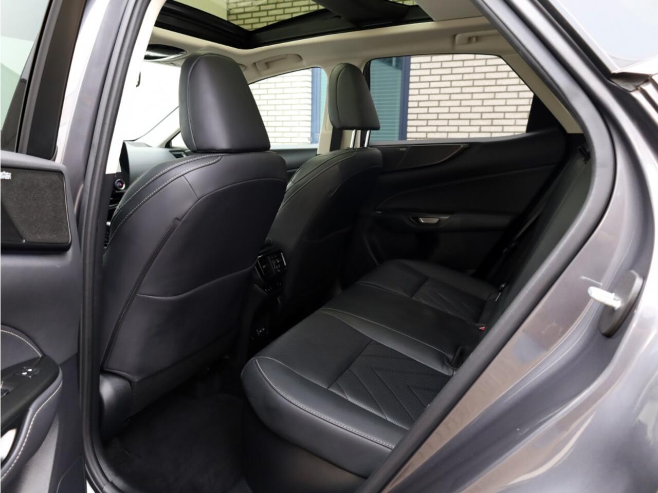 Lexus NX 350h AWD President Line | Mark Levinson | Panoramadak | Park-ass