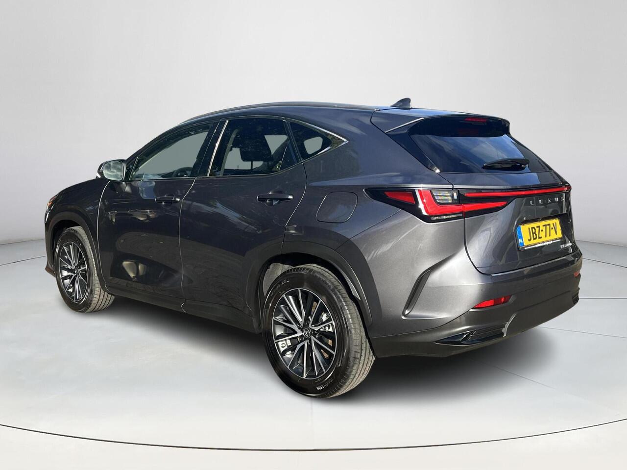 Lexus NX 450h+ AWD Luxury Line | CarPlay | Elektrische achterklep | Lederen bekleding |