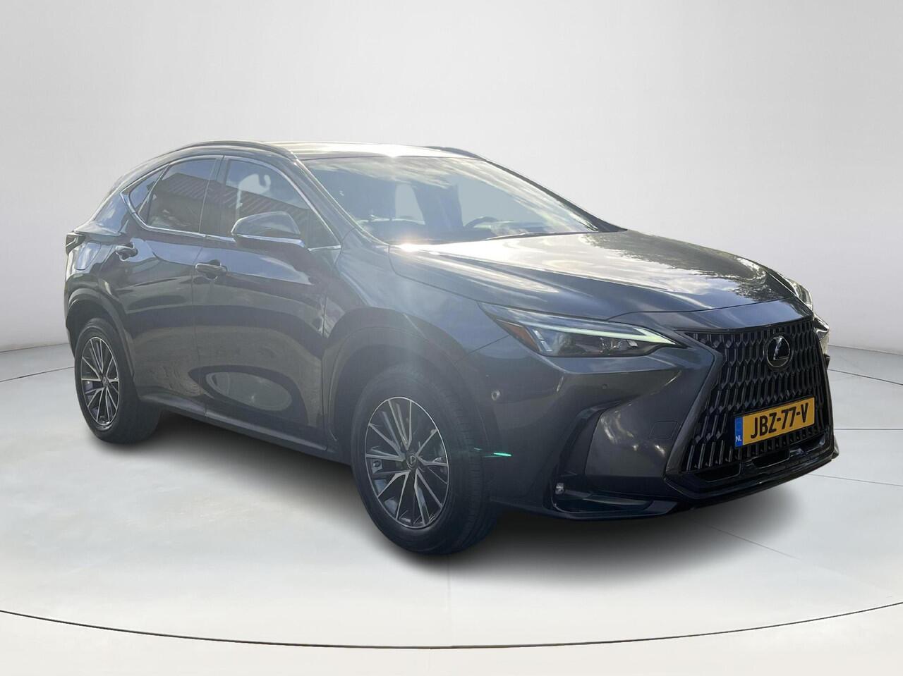 Lexus NX 450h+ AWD Luxury Line | CarPlay | Elektrische achterklep | Lederen bekleding |