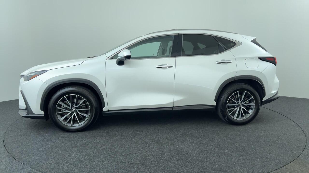 Lexus NX 450h+ AWD Luxury Line