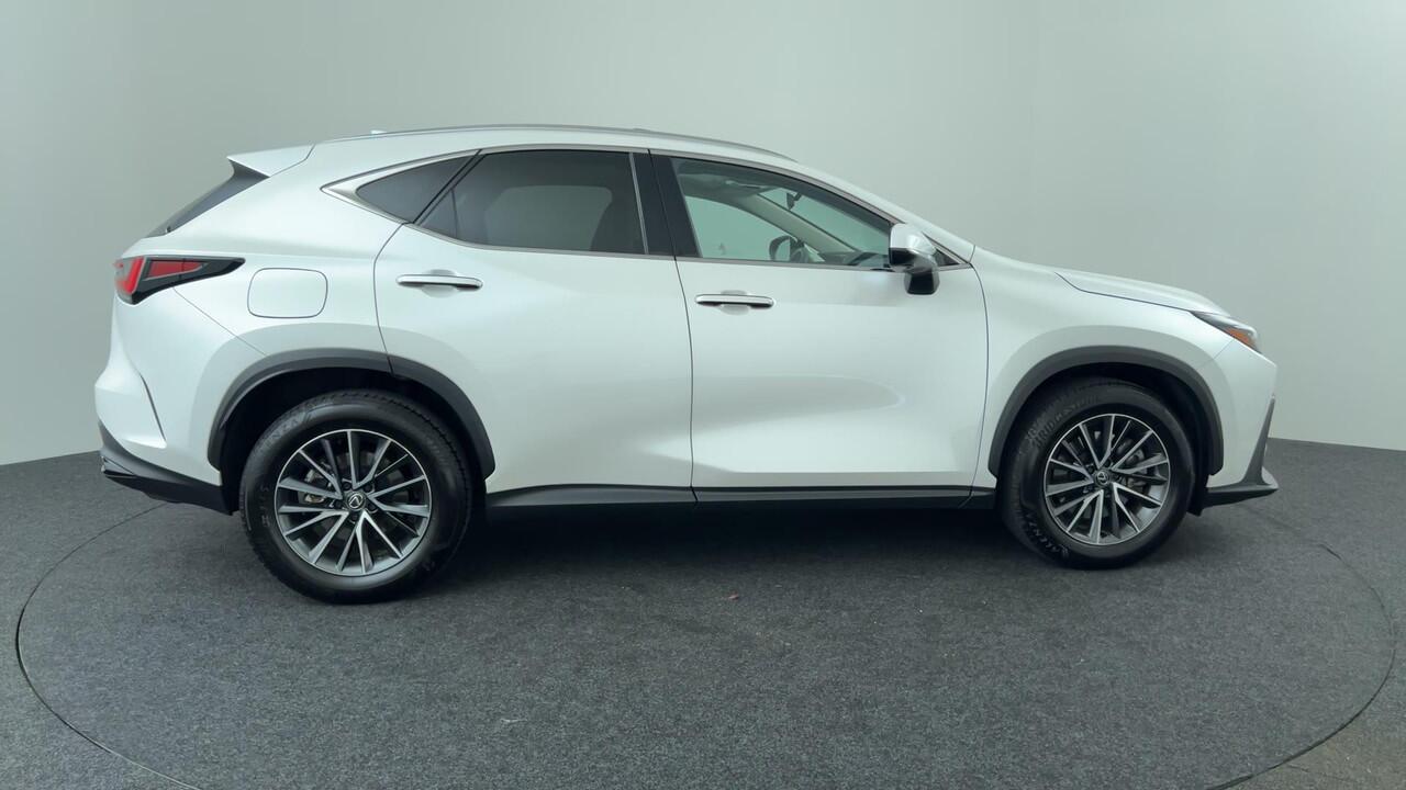 Lexus NX 450h+ AWD Luxury Line