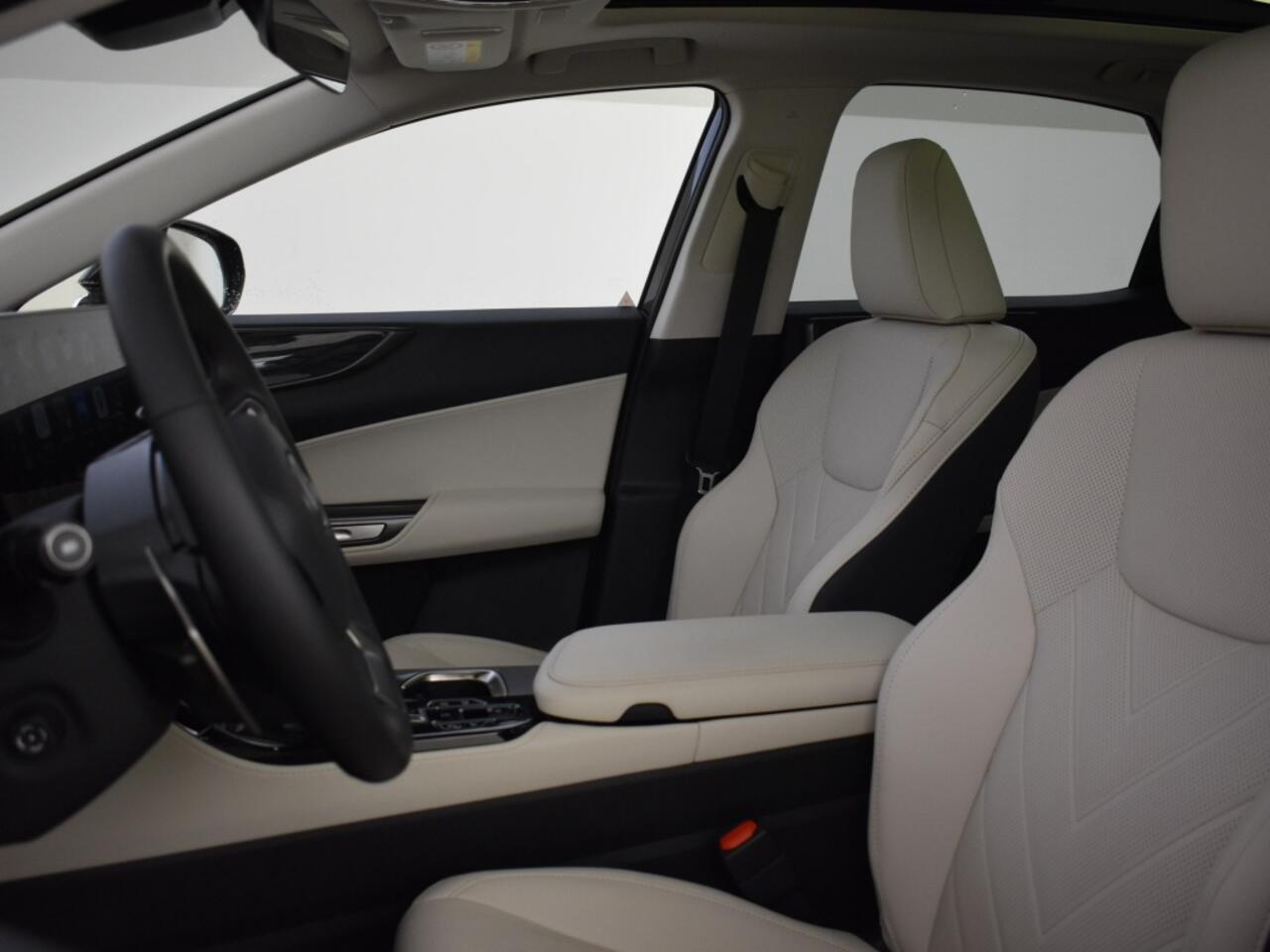 Lexus NX 450h+ Plug-In Hybrid AWD Executive Line | Elektrisch panoramada