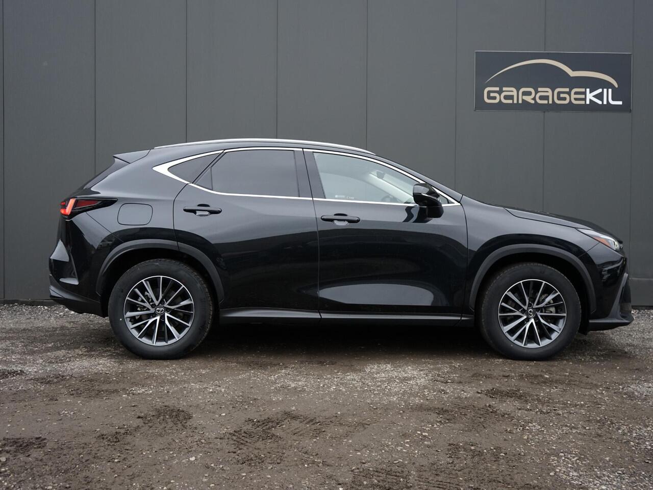 Lexus NX 450h+ AWD Executive Line Dealeronderh. / Smartphone integratie / Stoelventilatie / 360 camera / Voorstoelen elektrisch verstelbaar