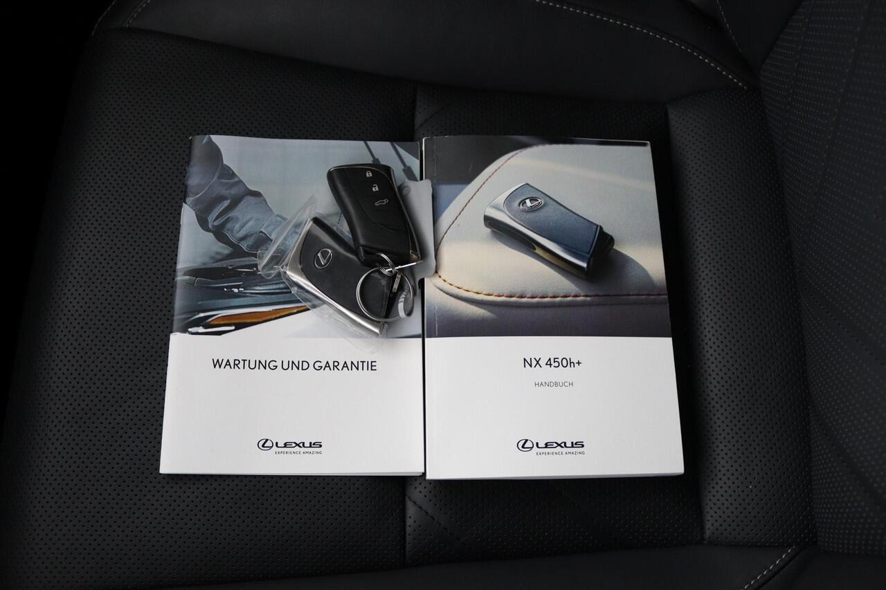Lexus NX 450h+ AWD Executive Line | 20 Inch Lichtmetalen velgen | Rondomzicht camera | Verwarmbaar stuurwiel