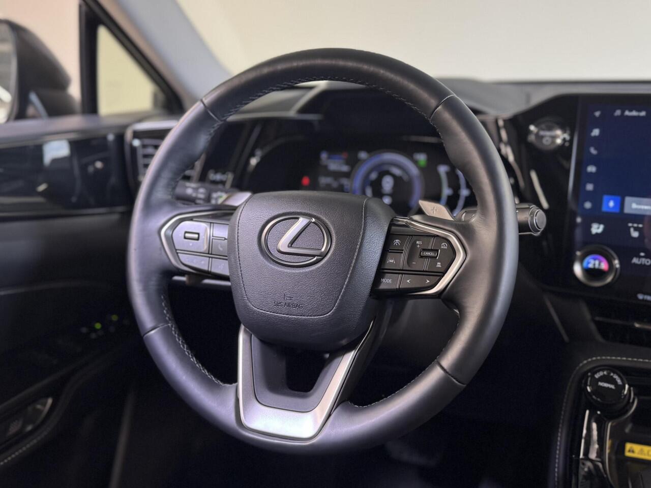 Lexus NX 450h+ AWD Luxury Line