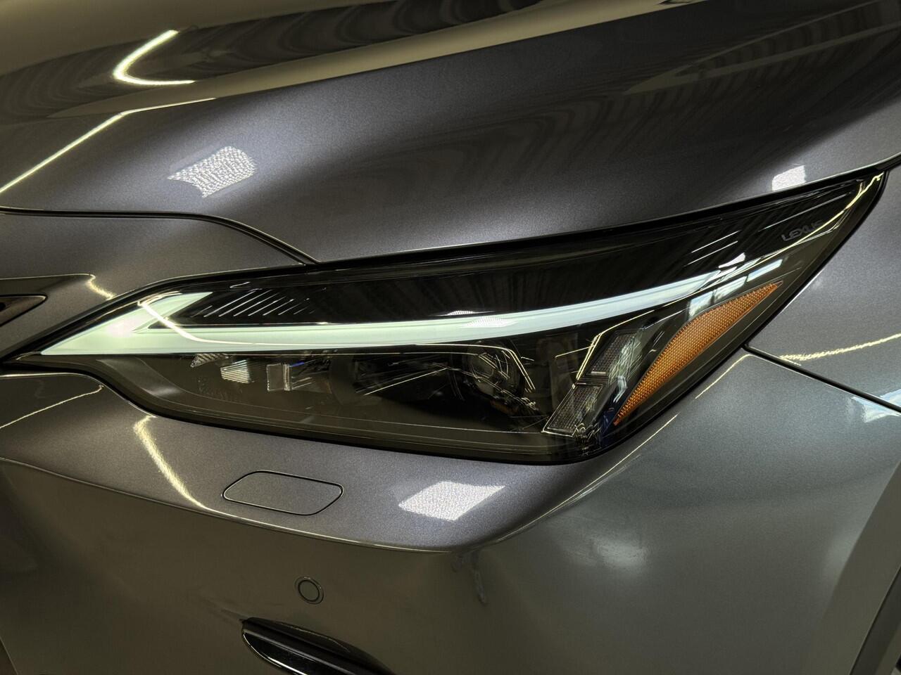 Lexus NX 450h+ AWD Luxury Line