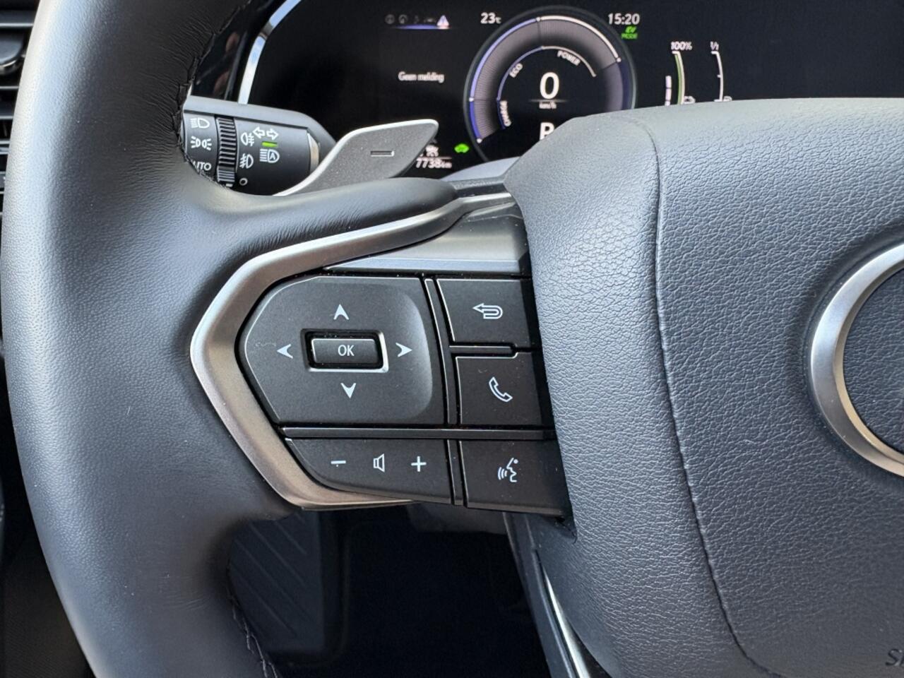 Lexus NX 450h+ AWD Luxury Line | trekhaak | Stuur + stoelverwarming |