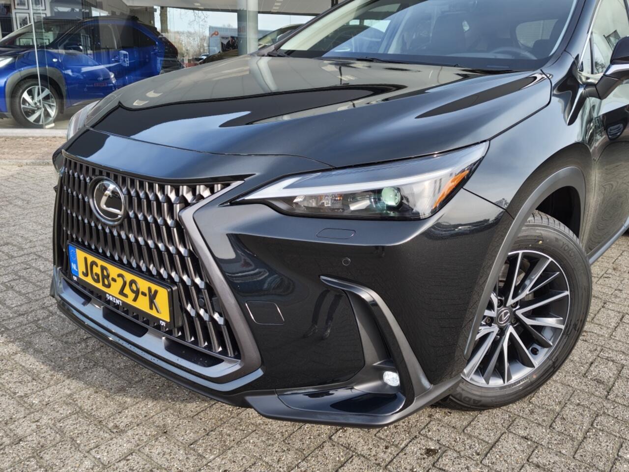 Lexus NX 450h+ AWD Luxury Line | trekhaak | Stuur + stoelverwarming |