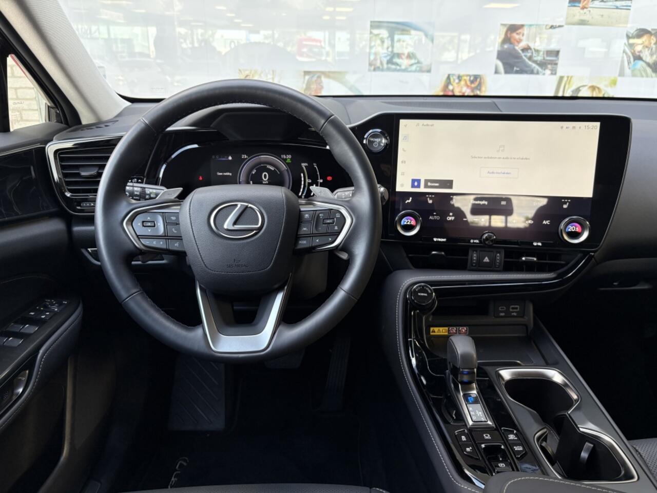 Lexus NX 450h+ AWD Luxury Line | trekhaak | Stuur + stoelverwarming |