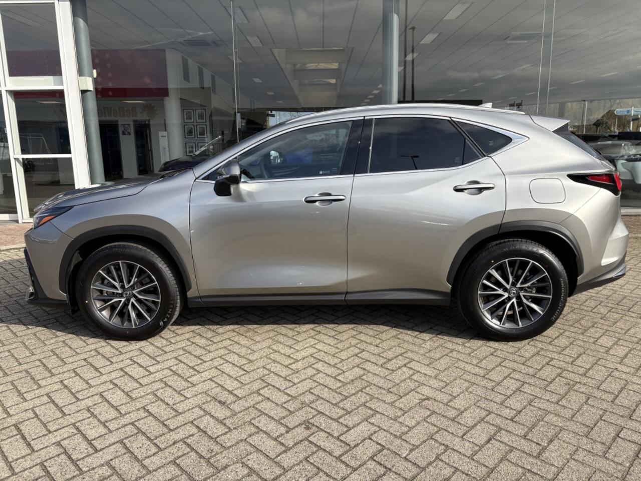 Lexus NX 450h+ AWD Luxury Line | Trekhaak | 1500Kg Trekgew. | Leder | And