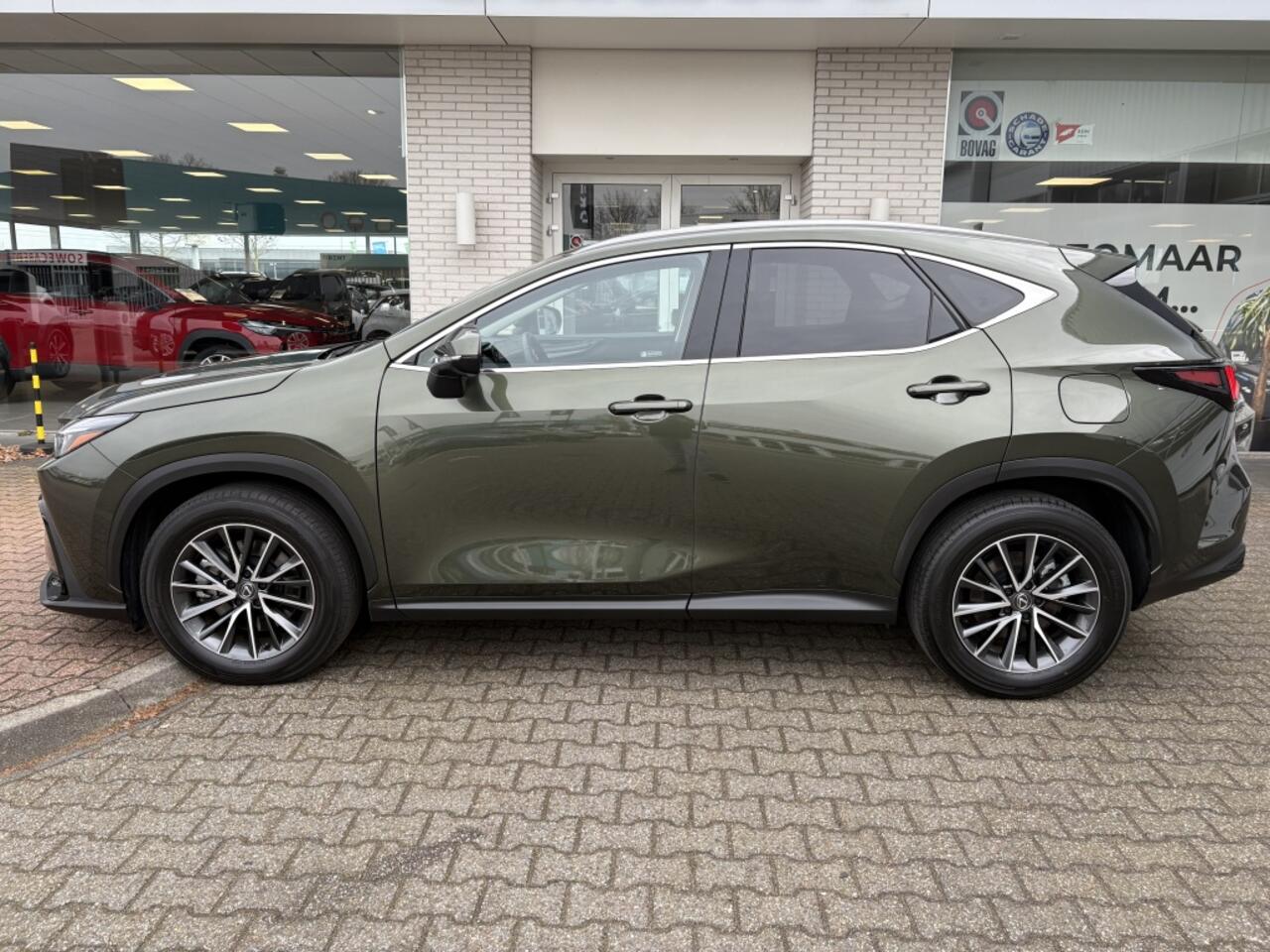 Lexus NX 450h+ AWD Luxury Line | Trekhaak | 1500Kg Trekgew. | Leder | And