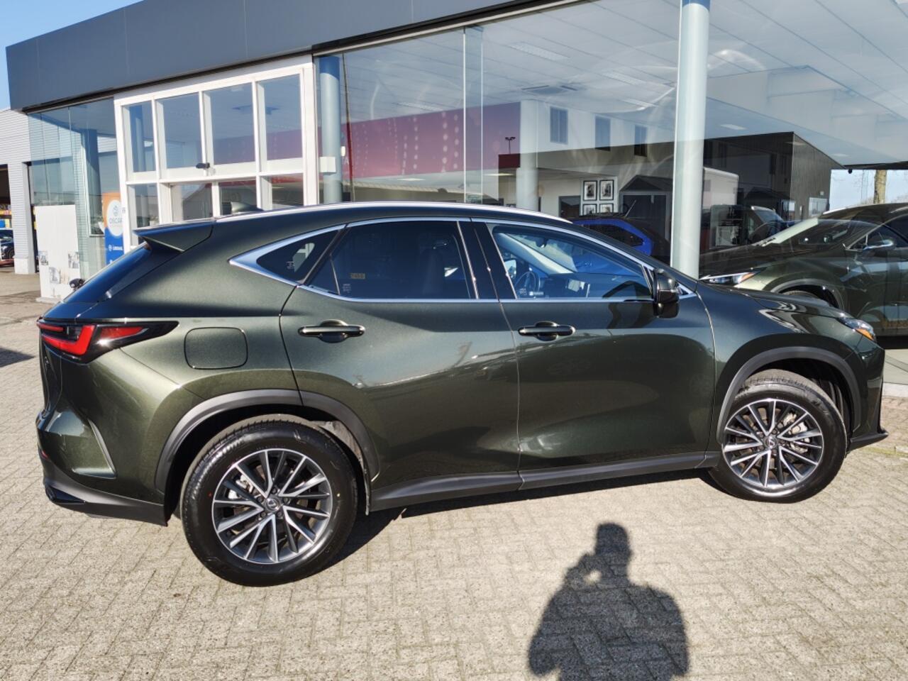 Lexus NX 450h+ AWD Luxury Line | Trekhaak | 1500Kg Trekgew. | Leder | And