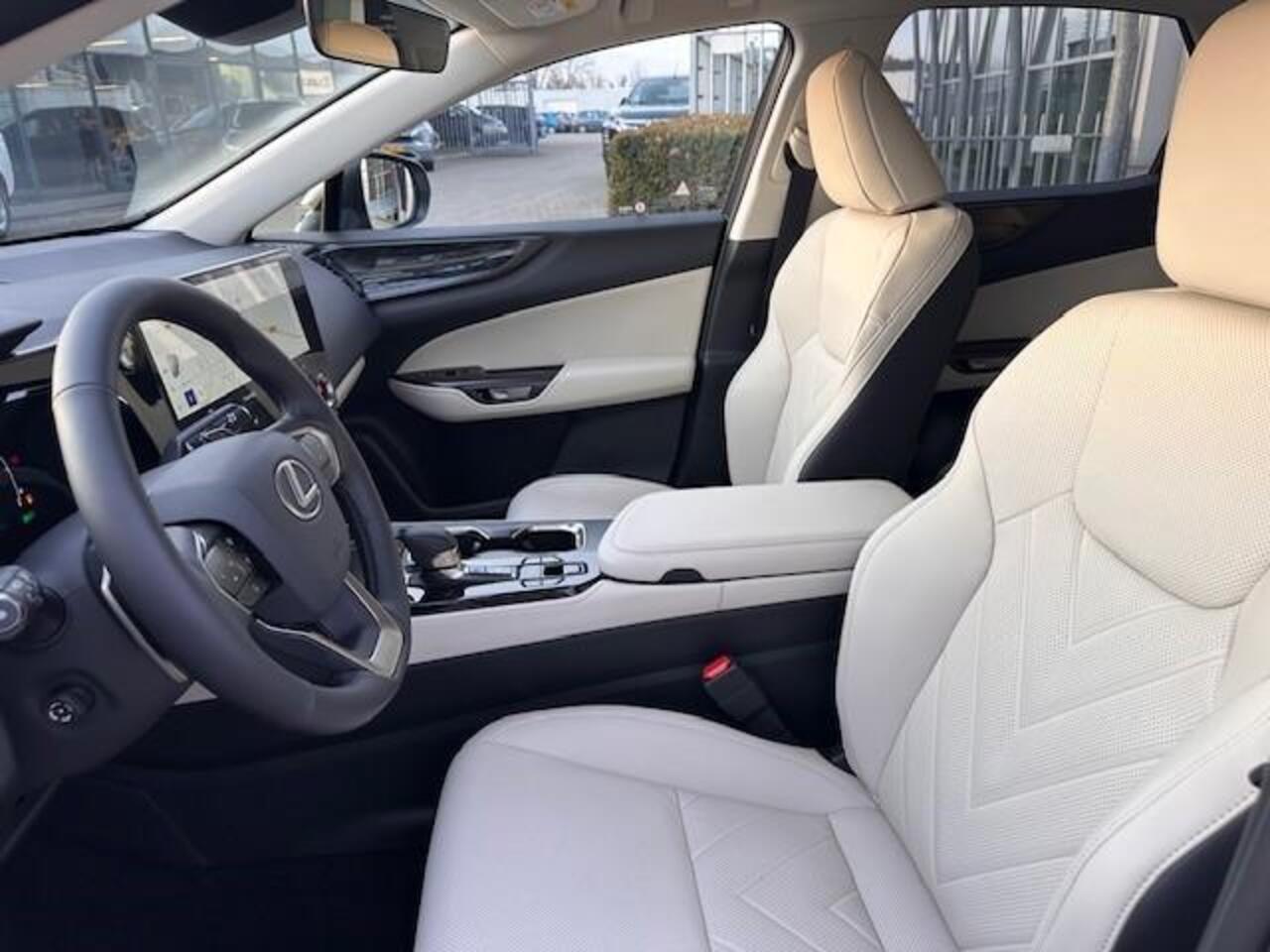 Lexus NX 450h+ AWD Luxury Line