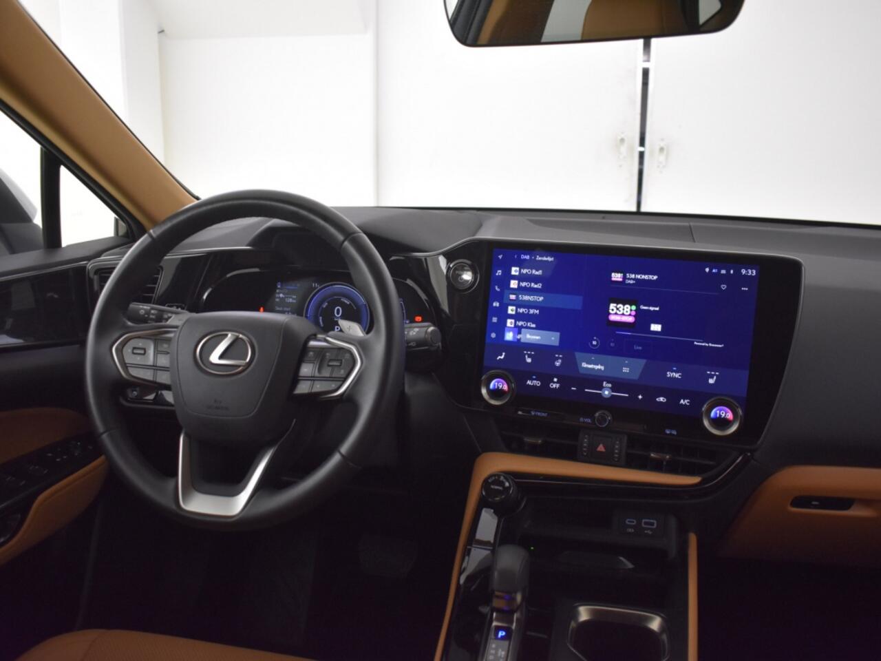 Lexus NX 450h+ AWD Luxury Line |1500kg trekgewicht | Trekhaak |